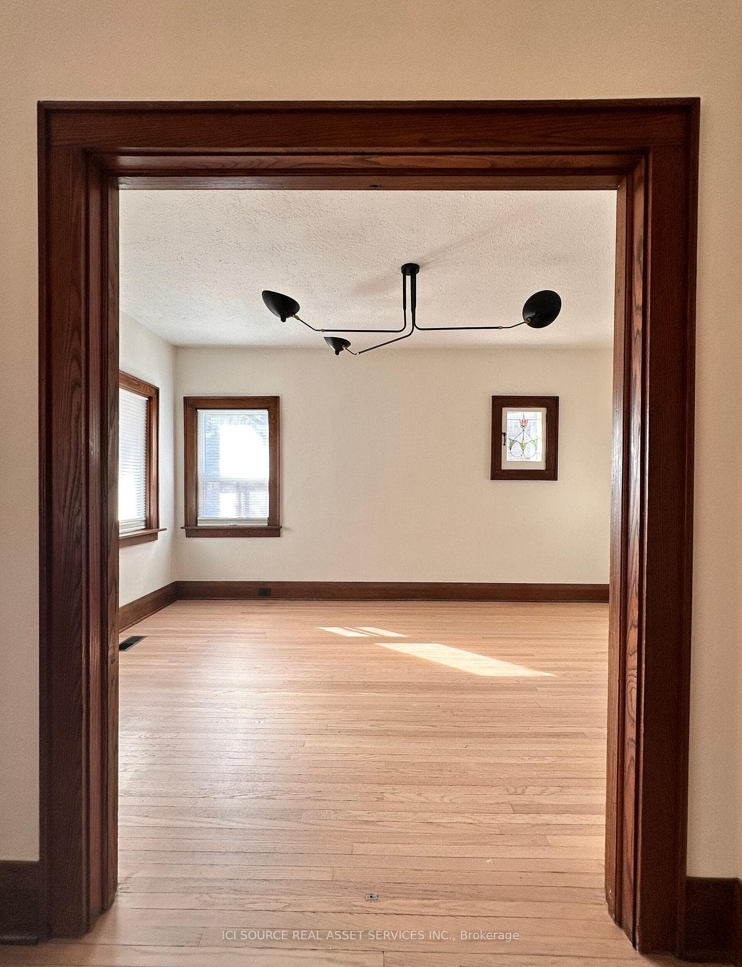 32 Alhambra Avenue photo 3