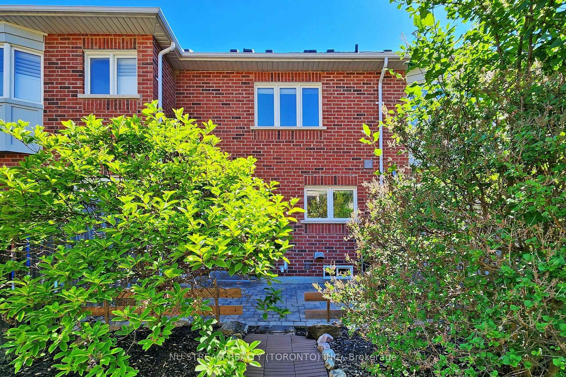 10 Latitude Lane photo 19