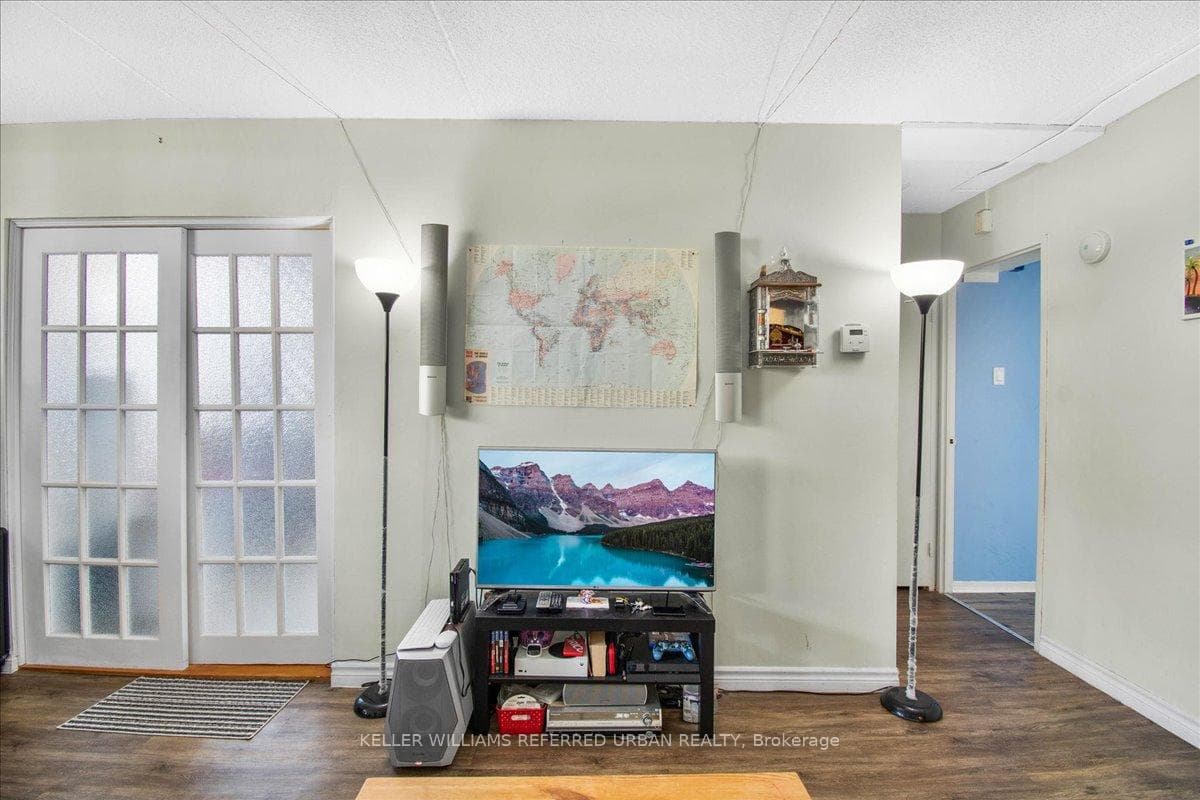 207 Galloway Road Unit 802 photo 8