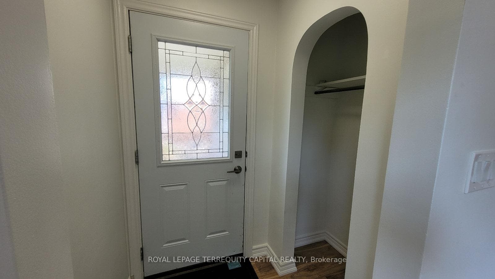 27 Fairburn Avenue Unit Main photo 16