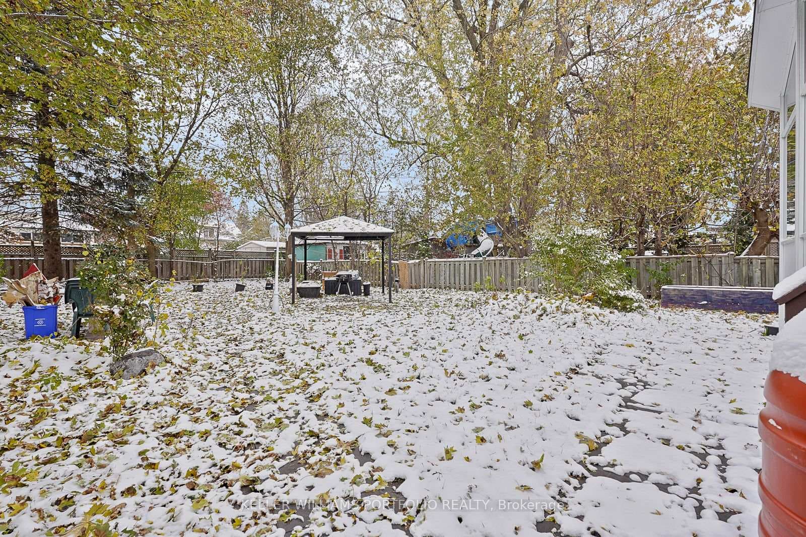144 Admiral Road photo 42