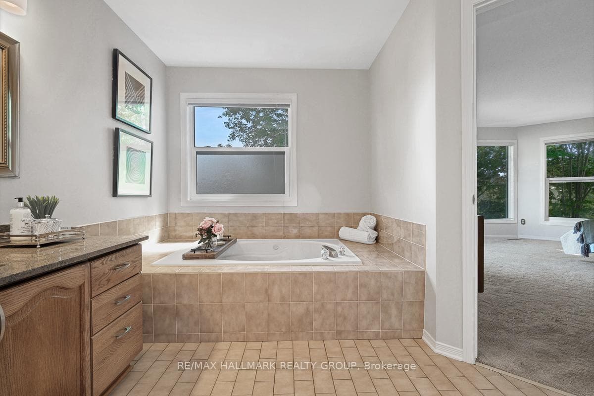 126 Dossetter Way photo 31