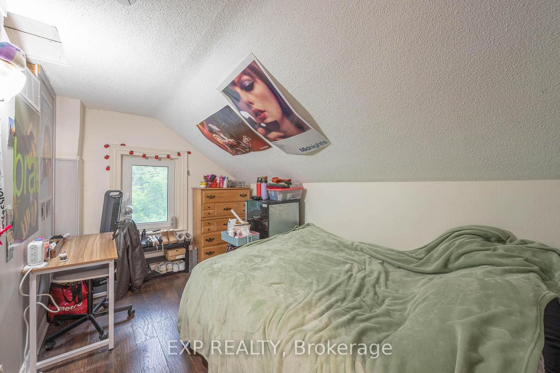 1033 Water Street photo 19