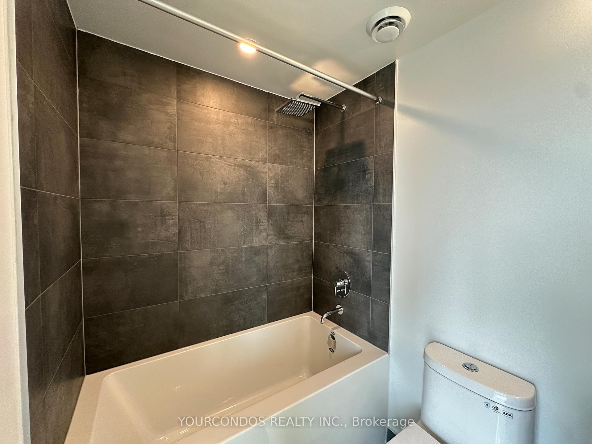 8 Wellesley Street Unit 3715 photo 7