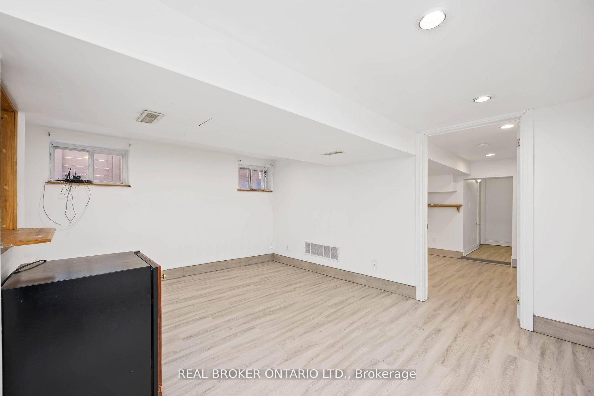 124 Hallam Street Unit BSMT photo 13