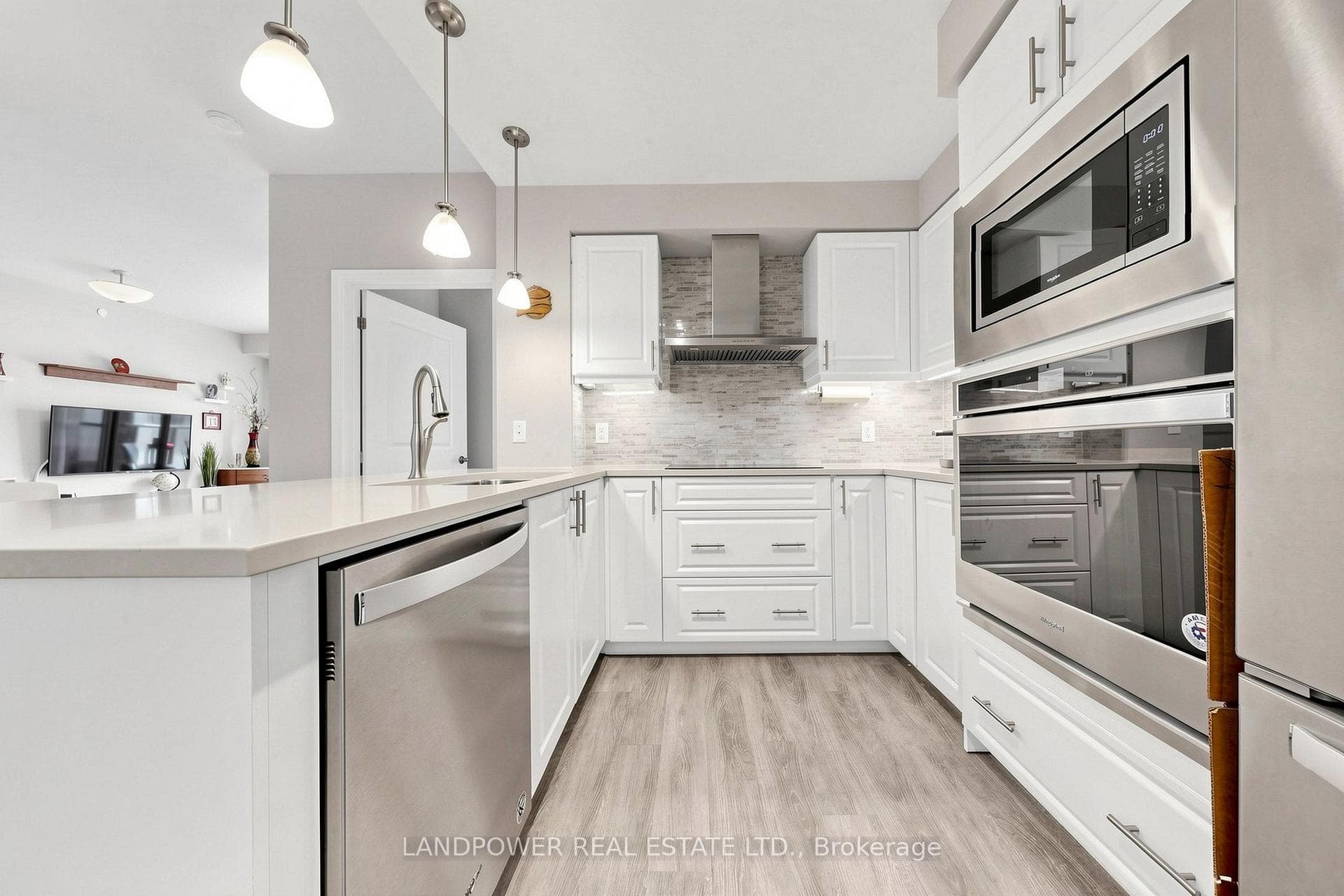 440 William Graham Drive Unit 503 photo 6