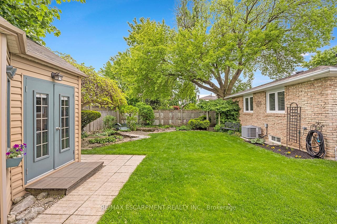844 Hemlock Drive photo 43