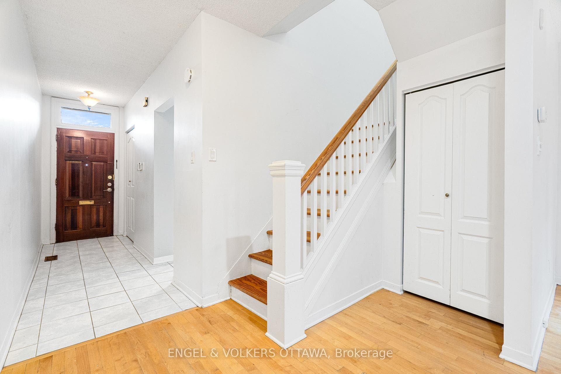 293 Somerset Street photo 26