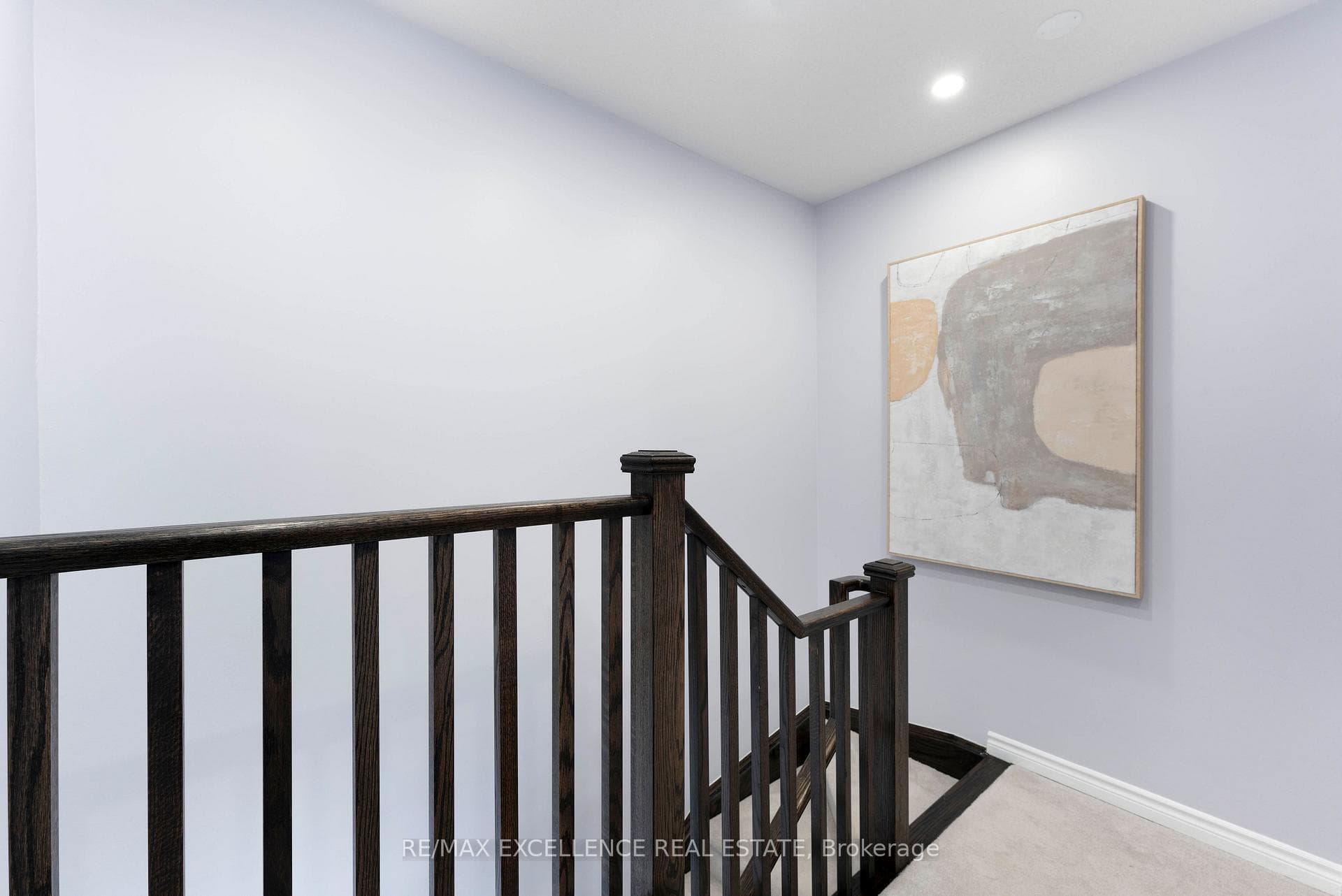 898 Ash Gate photo 36