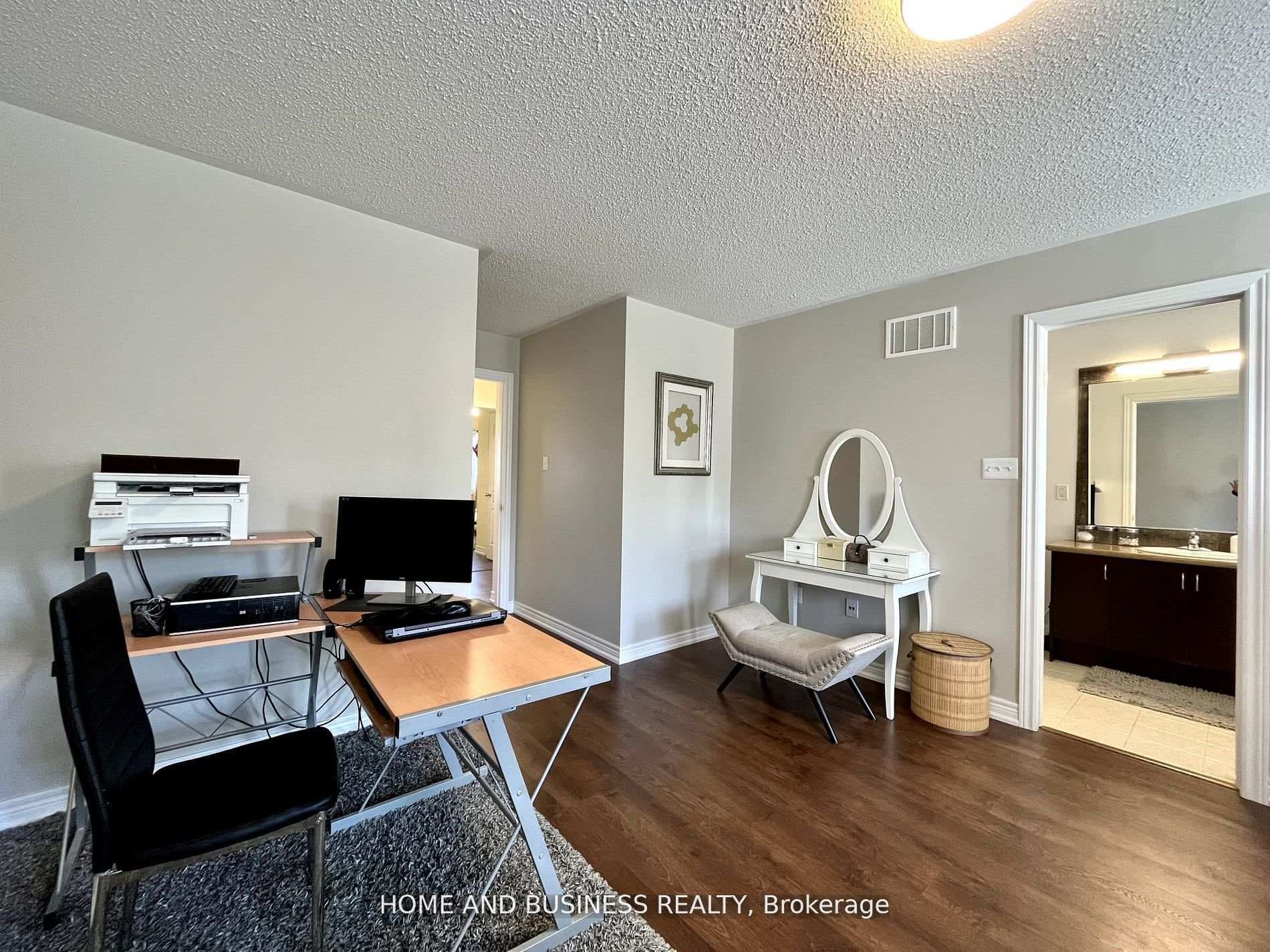 5532 Meadowcrest Avenue photo 20