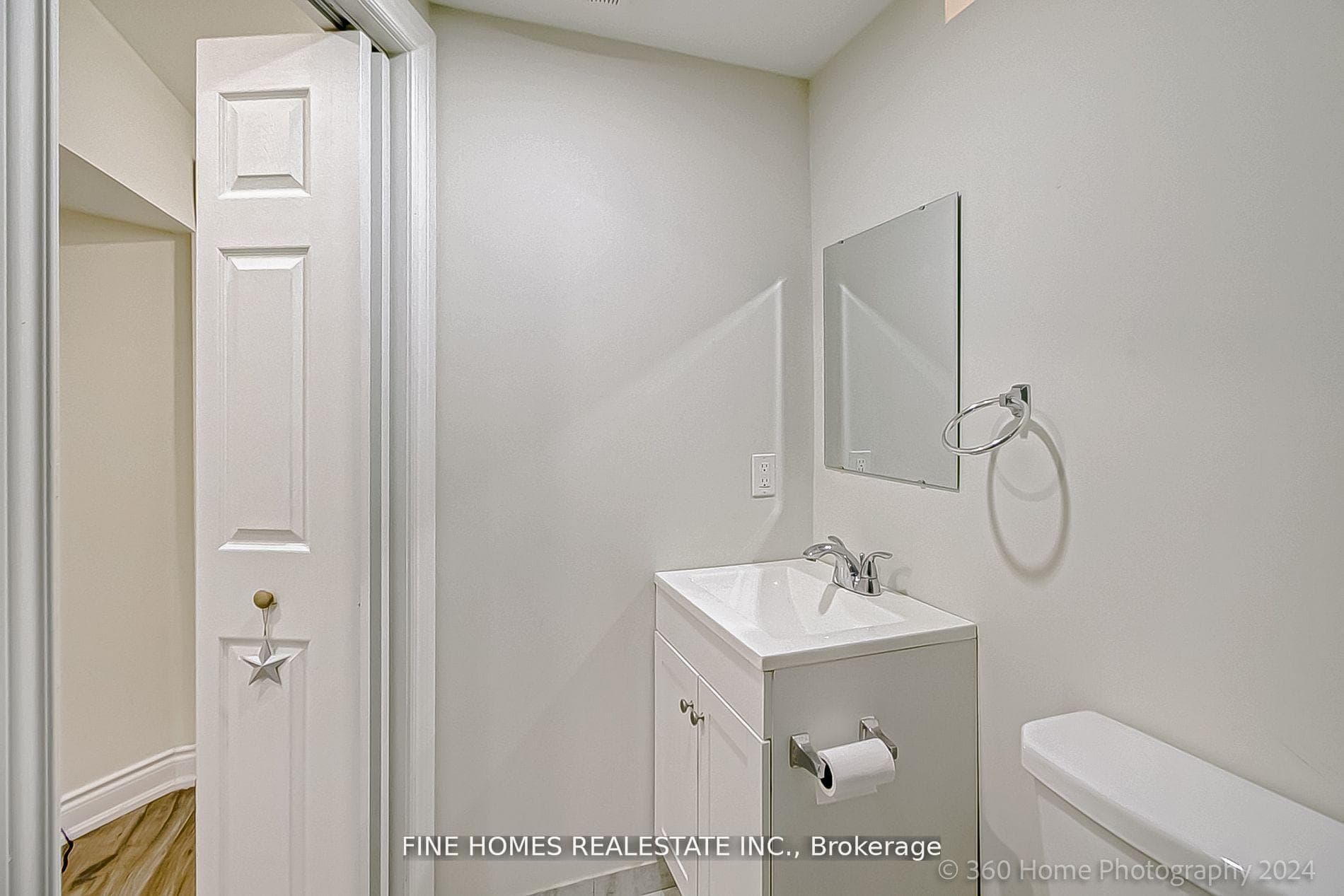 132 Purcell Crescent Unit Lower photo 8