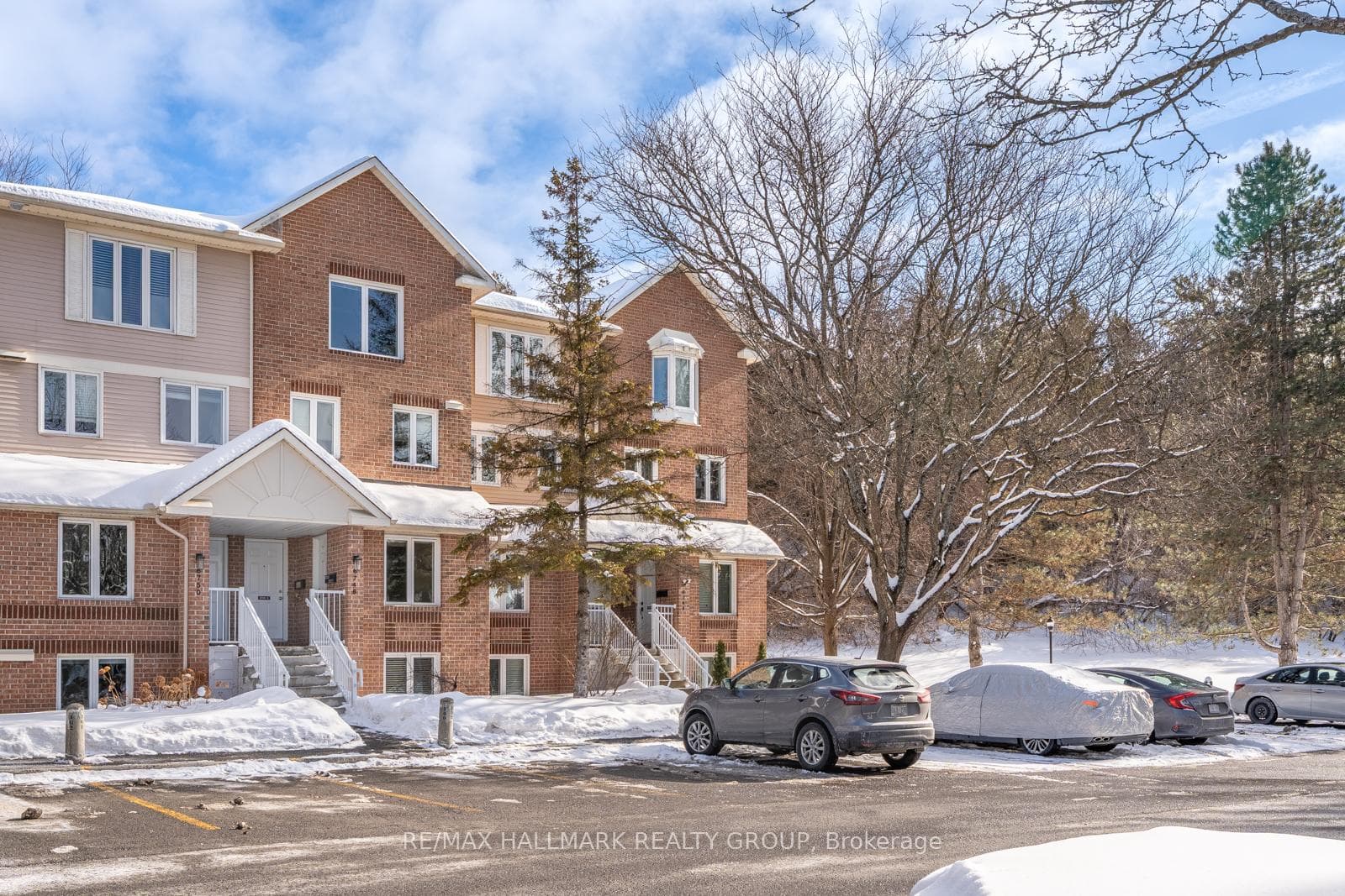 6746 Jeanne Darc Boulevard Unit B photo 1