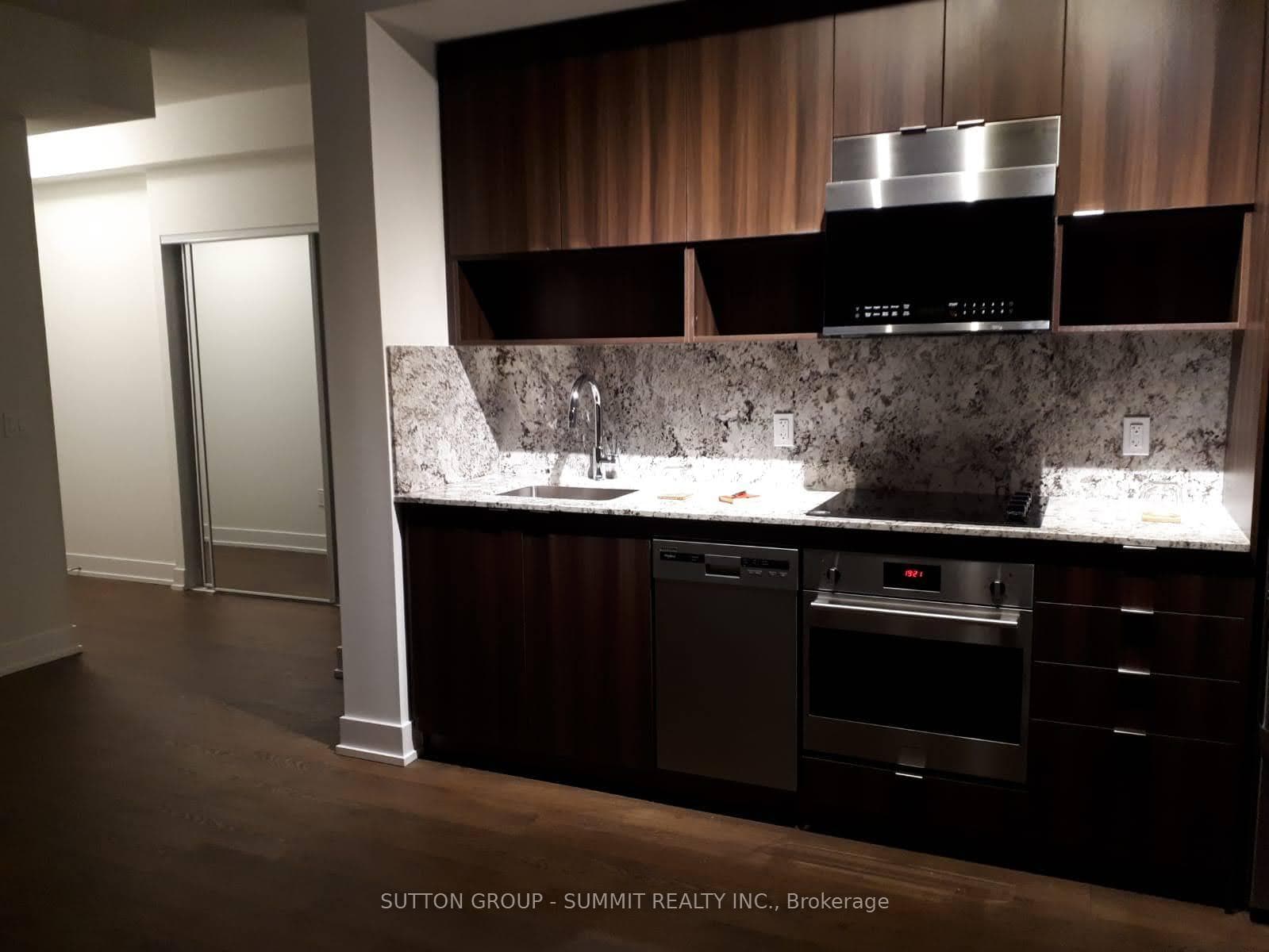 9 MABELLE Avenue Unit Suite #2026 photo 5