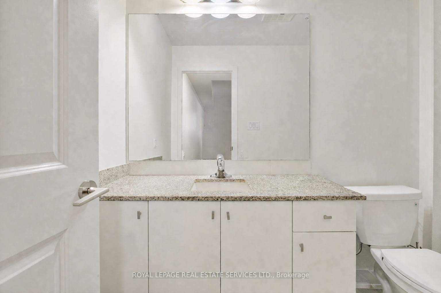 150 Oak Park Boulevard Unit 420 photo 11