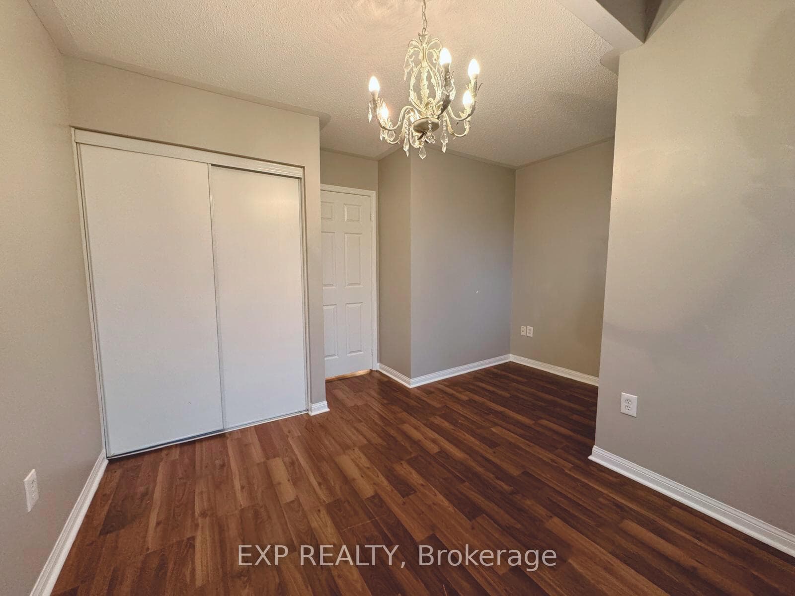 718 Irving Terrace Unit #UPPER photo 20