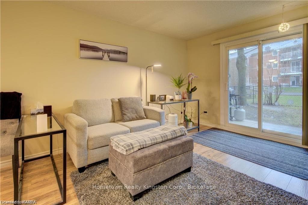 573 ARMSTRONG Road Unit 107 photo 10