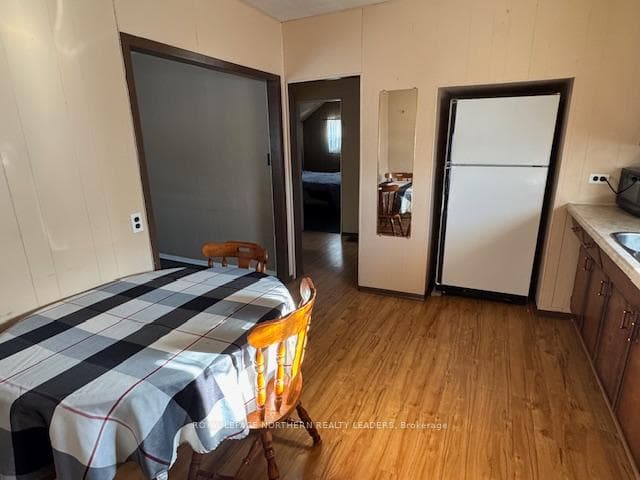 619 D'Iberville Avenue photo 17