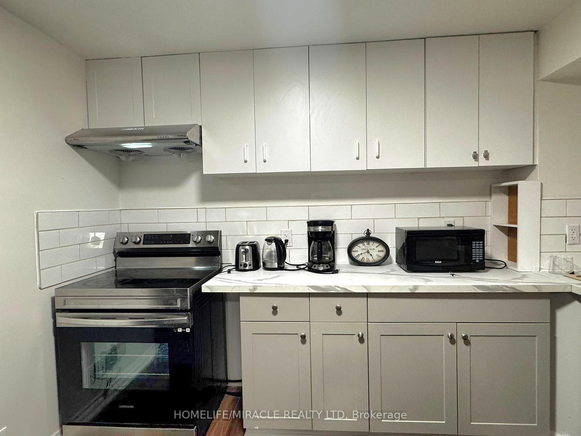 23 Thistledown Crescent photo 9