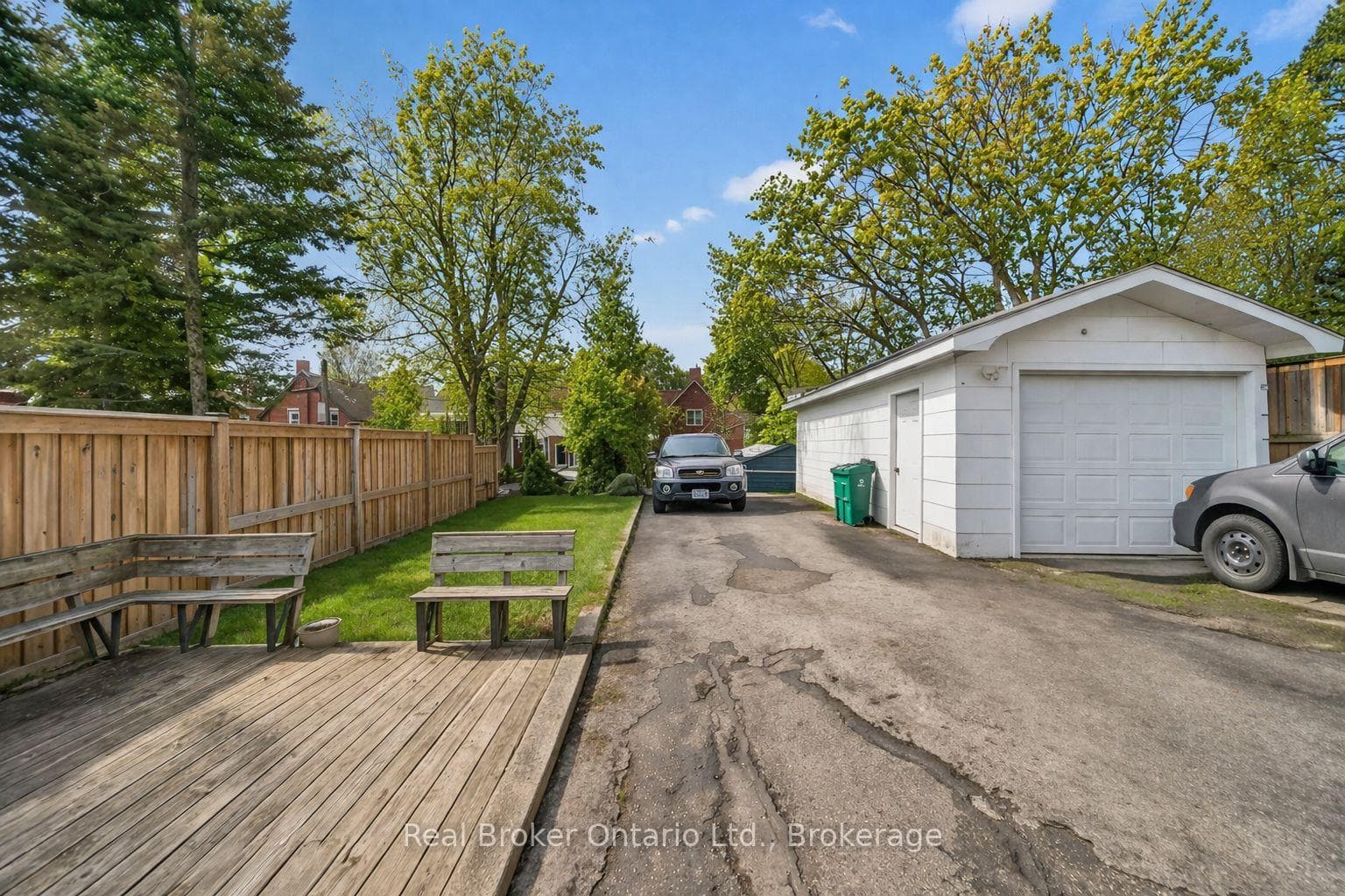 141 Samuel Street photo 37