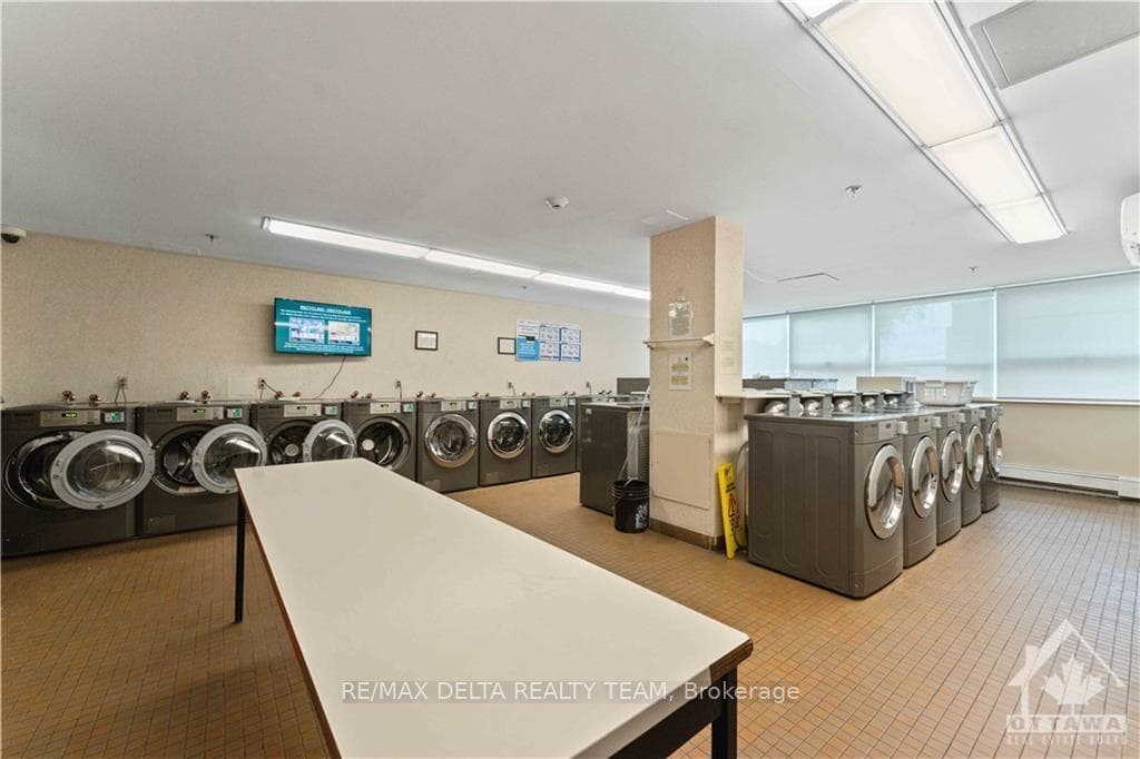 555 BRITTANY Drive Unit 616 photo 18