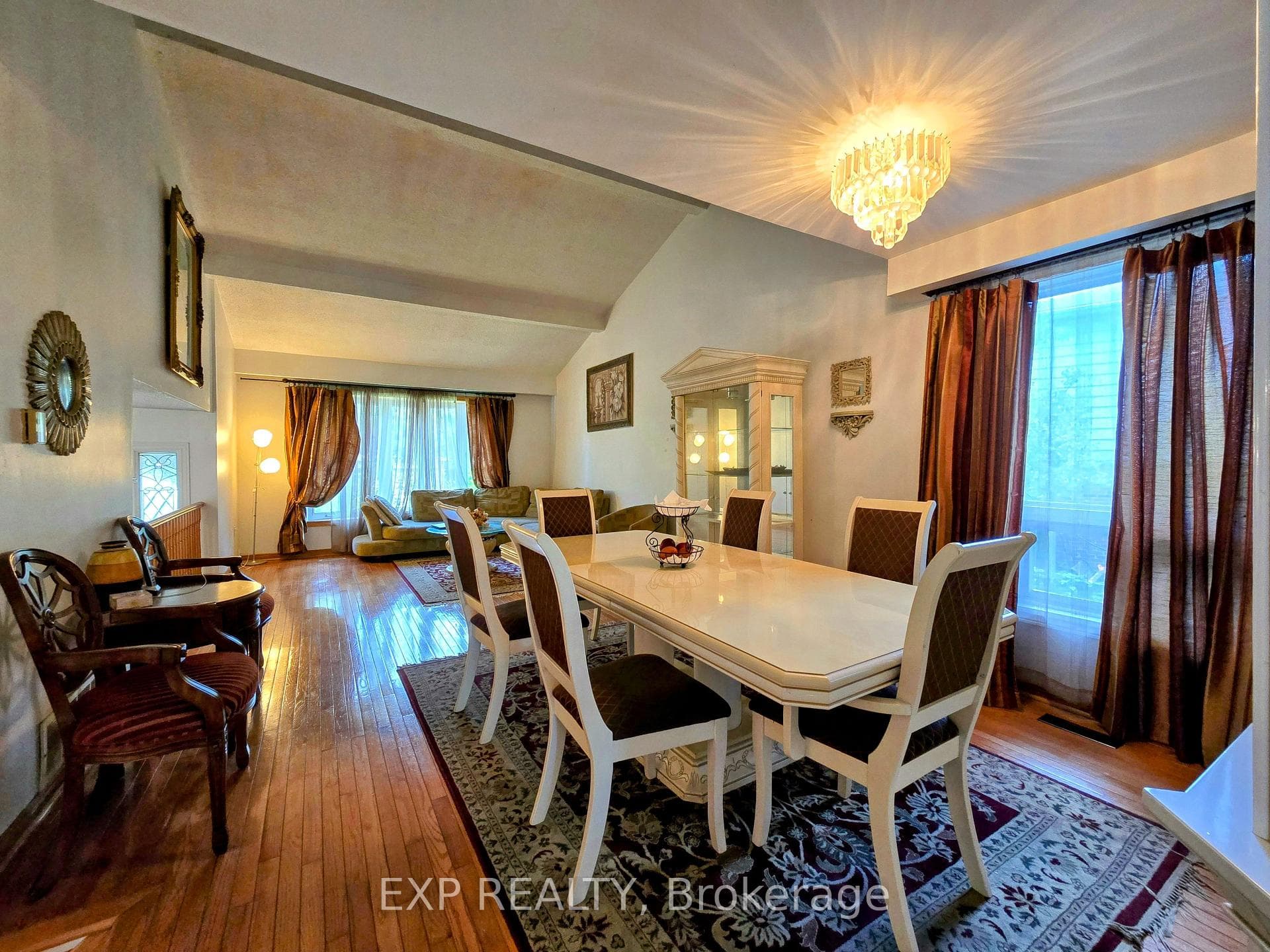 15 Obris Crescent photo 3