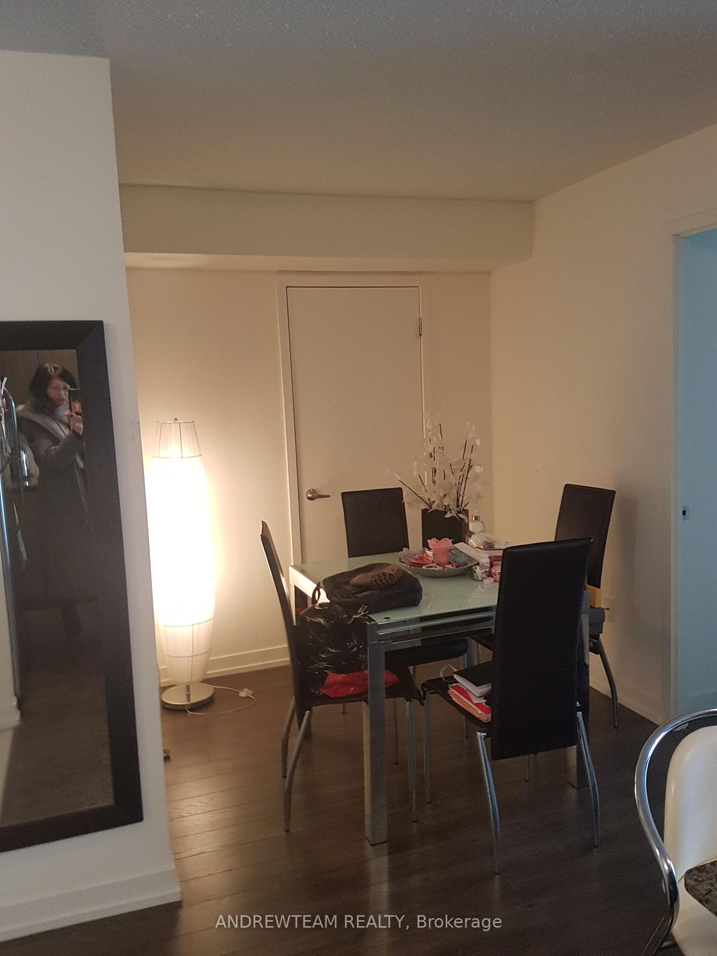 816 Lansdowne Avenue Unit 620 photo 7