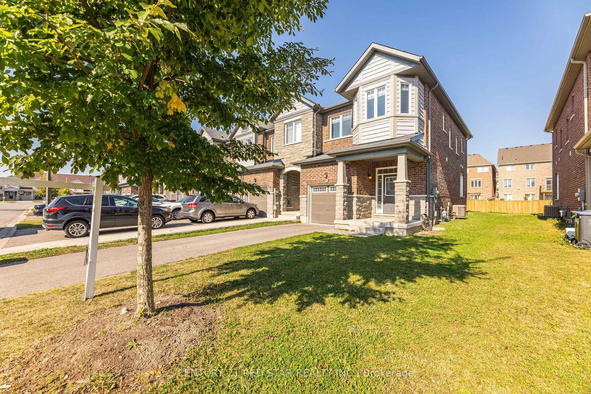 41 Phyllis Drive photo 3