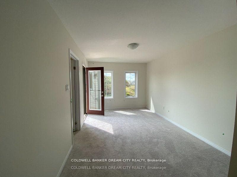 227 Gillespie Drive photo 20
