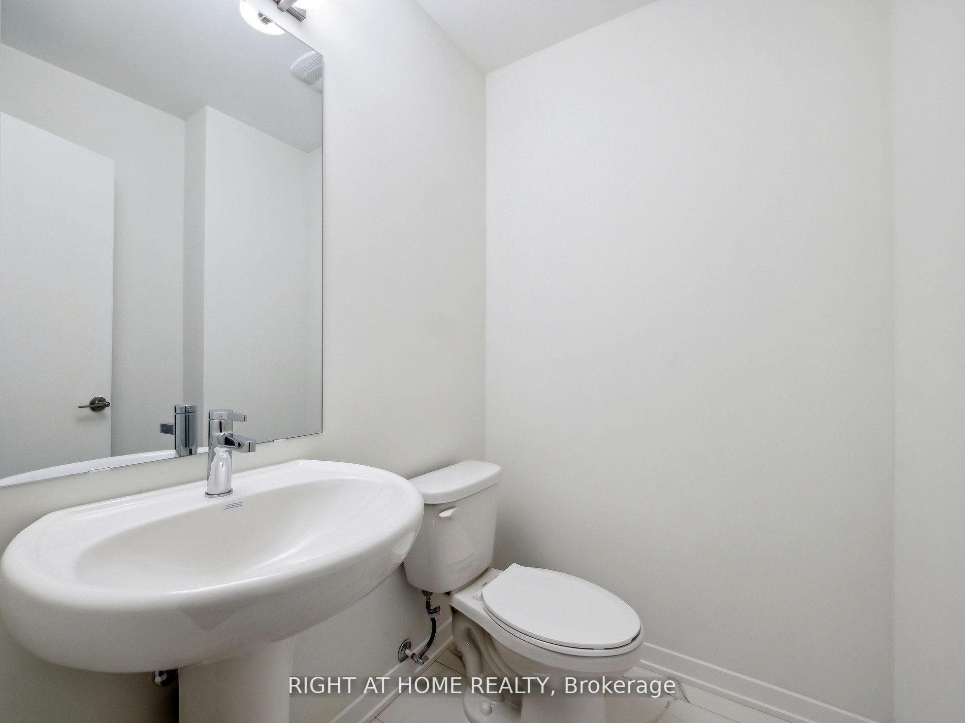 39 Honeycrisp Crescent Unit 105 photo 9