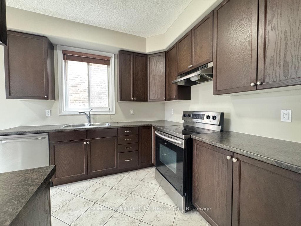 86 Nathan Crescent photo 7