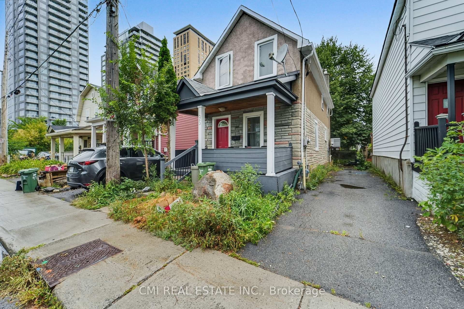 95 Adeline Street photo 2