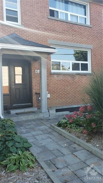 646 CHURCHILL Avenue Unit 1 photo 23