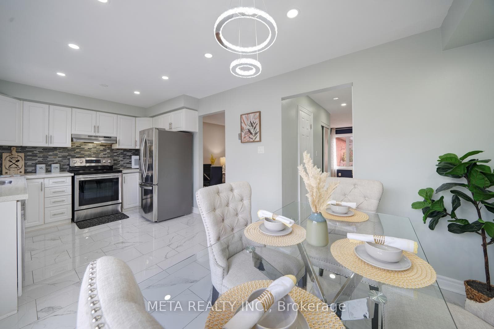28 Tams Drive photo 13