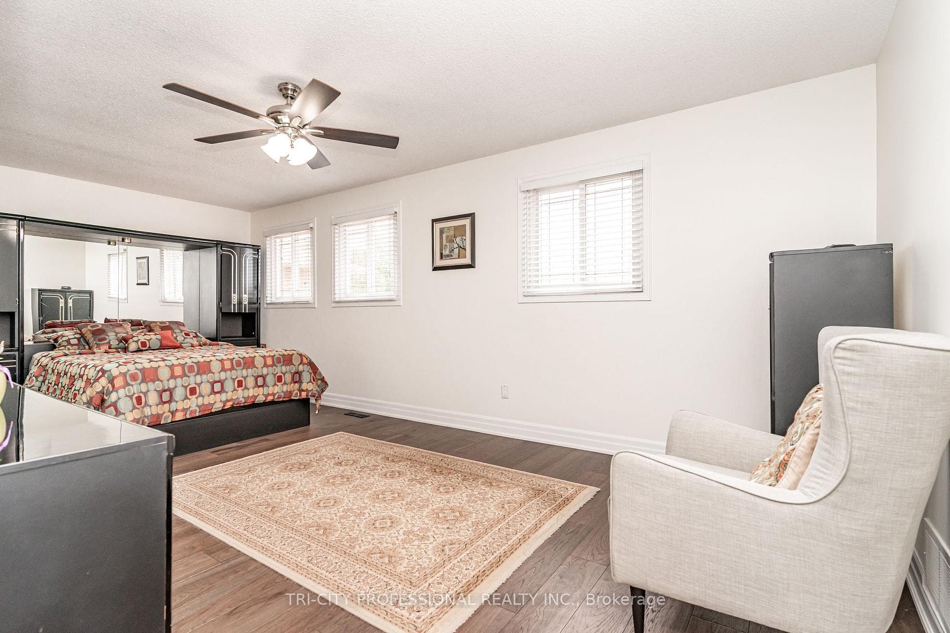 2 Burnley Place photo 22
