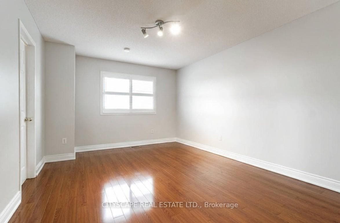 1480 Britannia Road Unit 82 photo 24