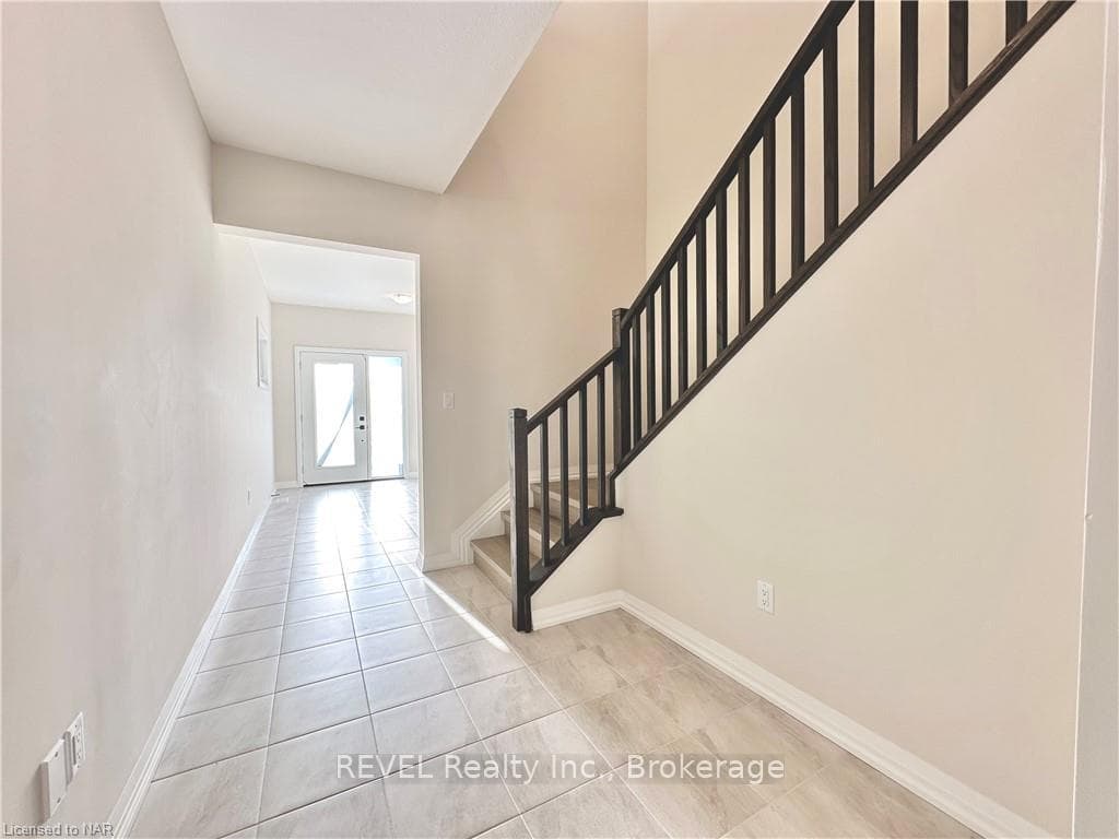 47 SAFFRON Way photo 11