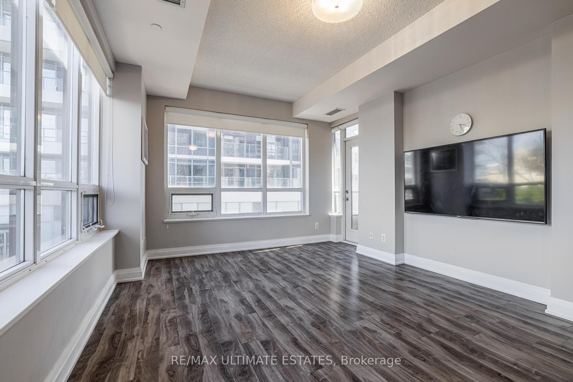 399 Spring garden Avenue Unit 222 photo 5