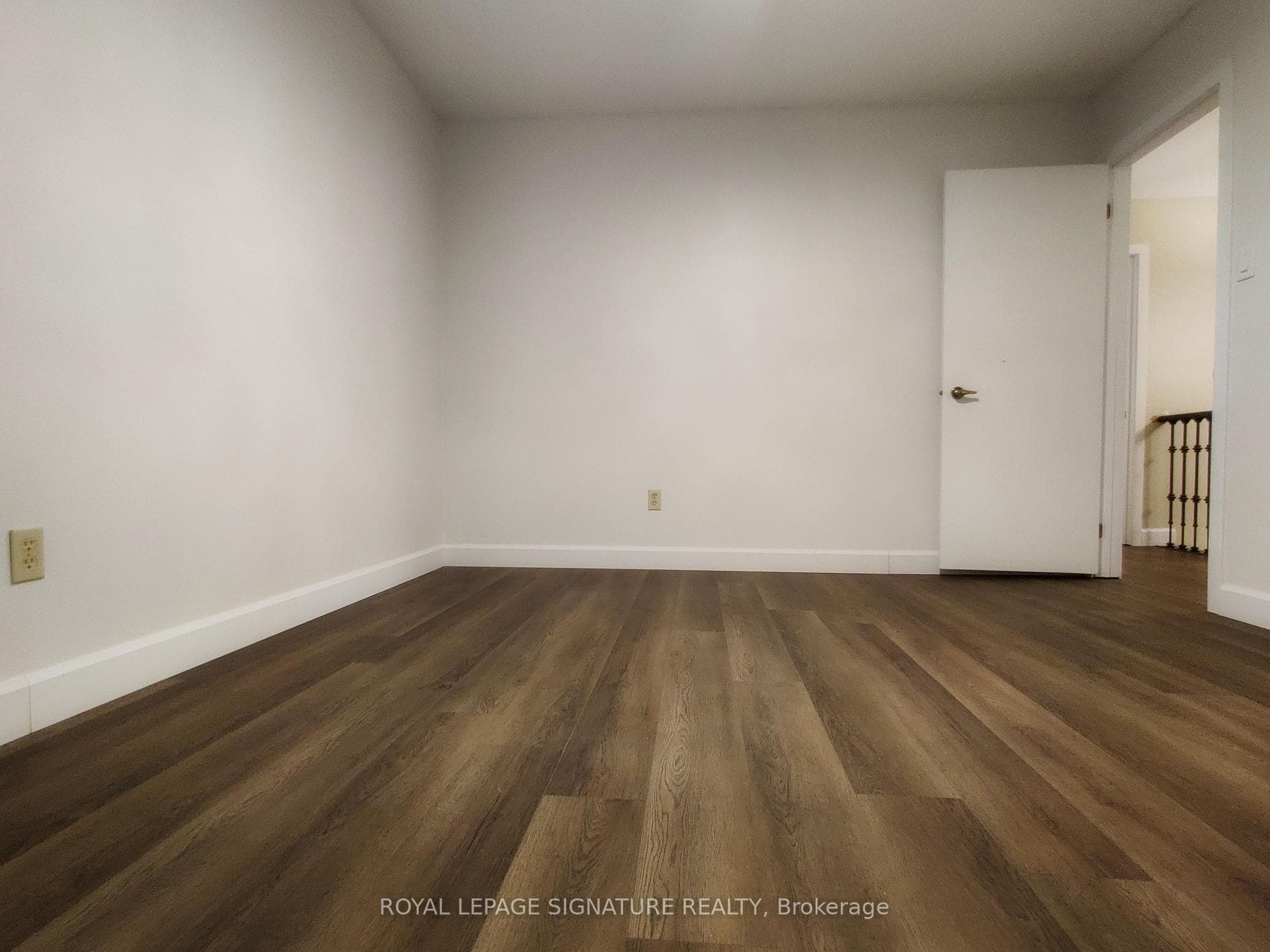 2966 Caradoc Lane Unit Upper photo 20