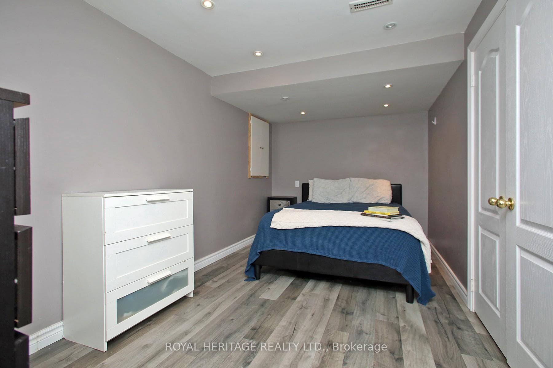 413 Foxwood Trail photo 17