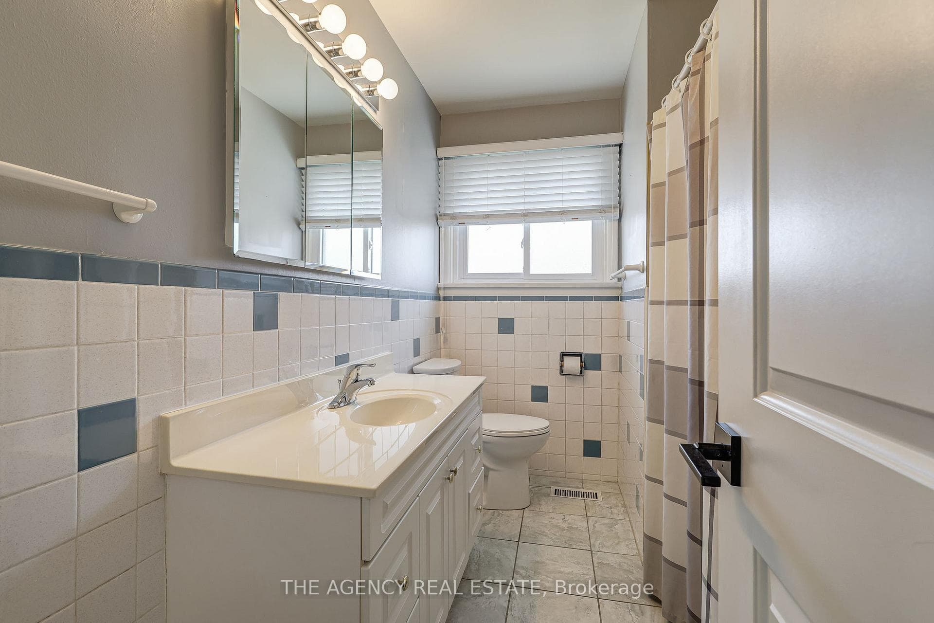 367 Beachwood Avenue photo 26