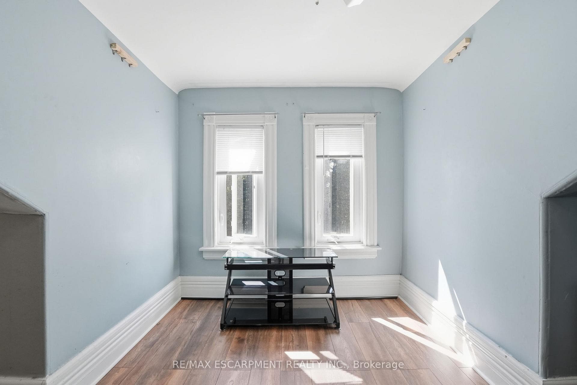 101 Victoria Avenue photo 38
