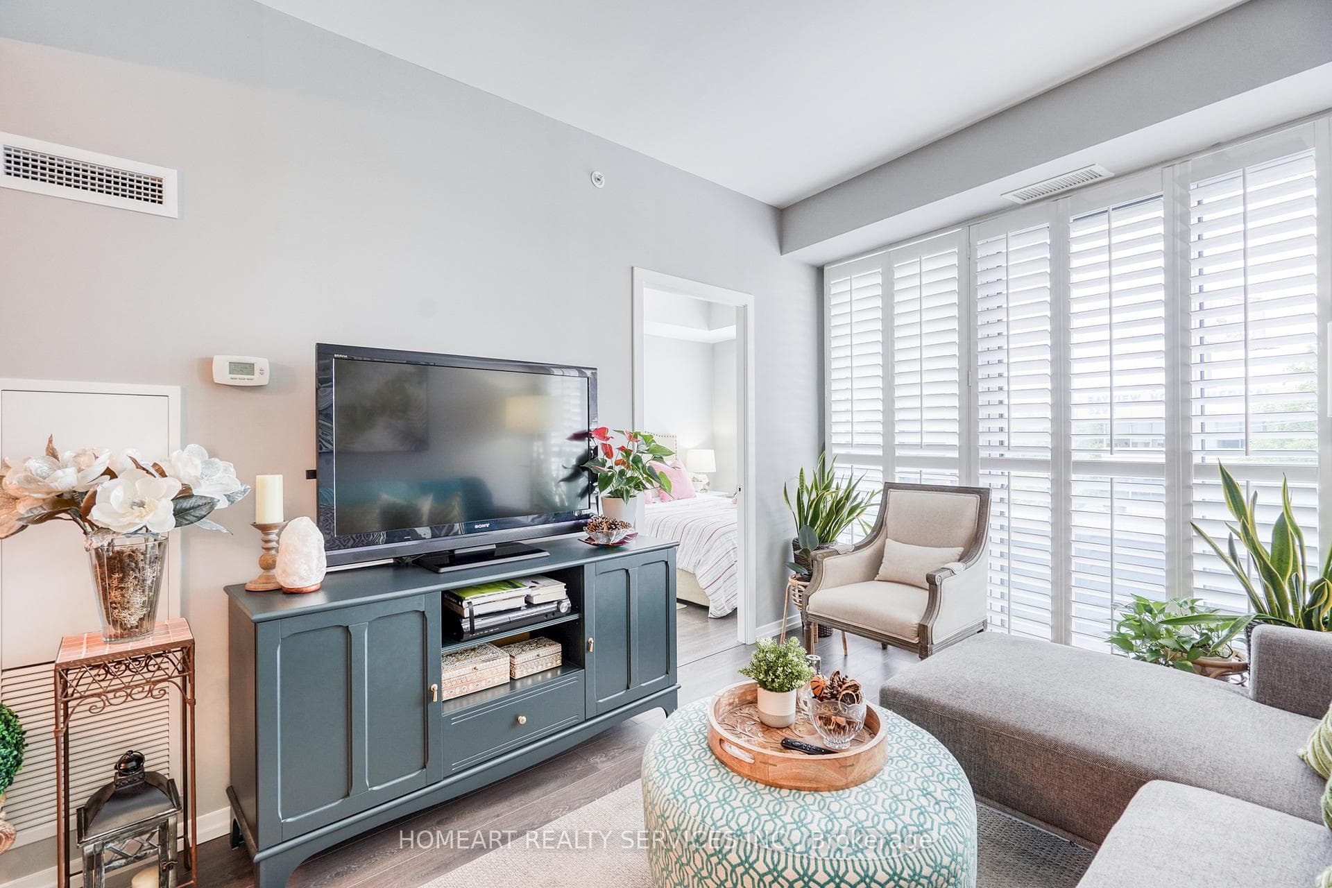3237 Bayview Avenue Unit 315 photo 6