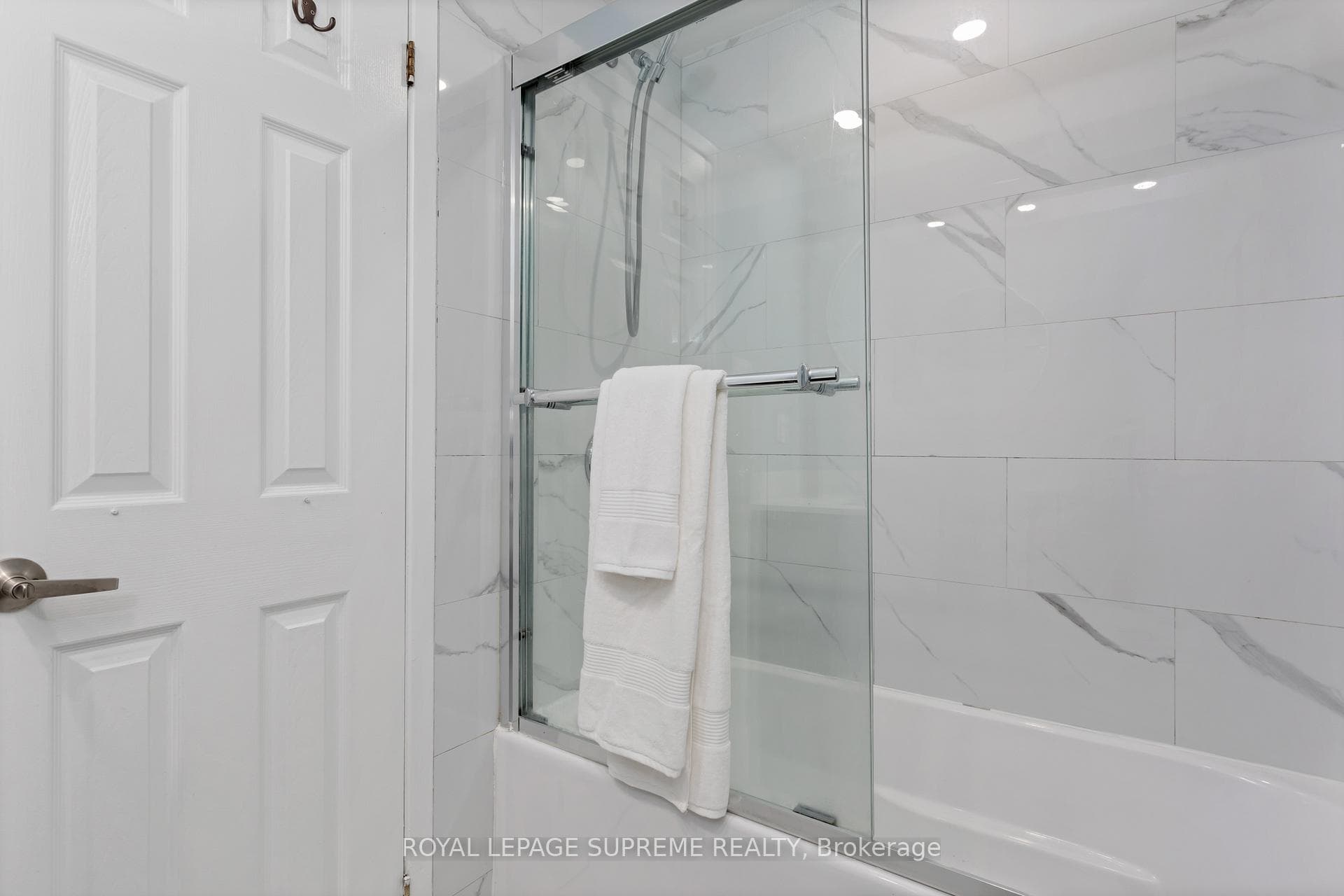 2995 Arvida Circle photo 29