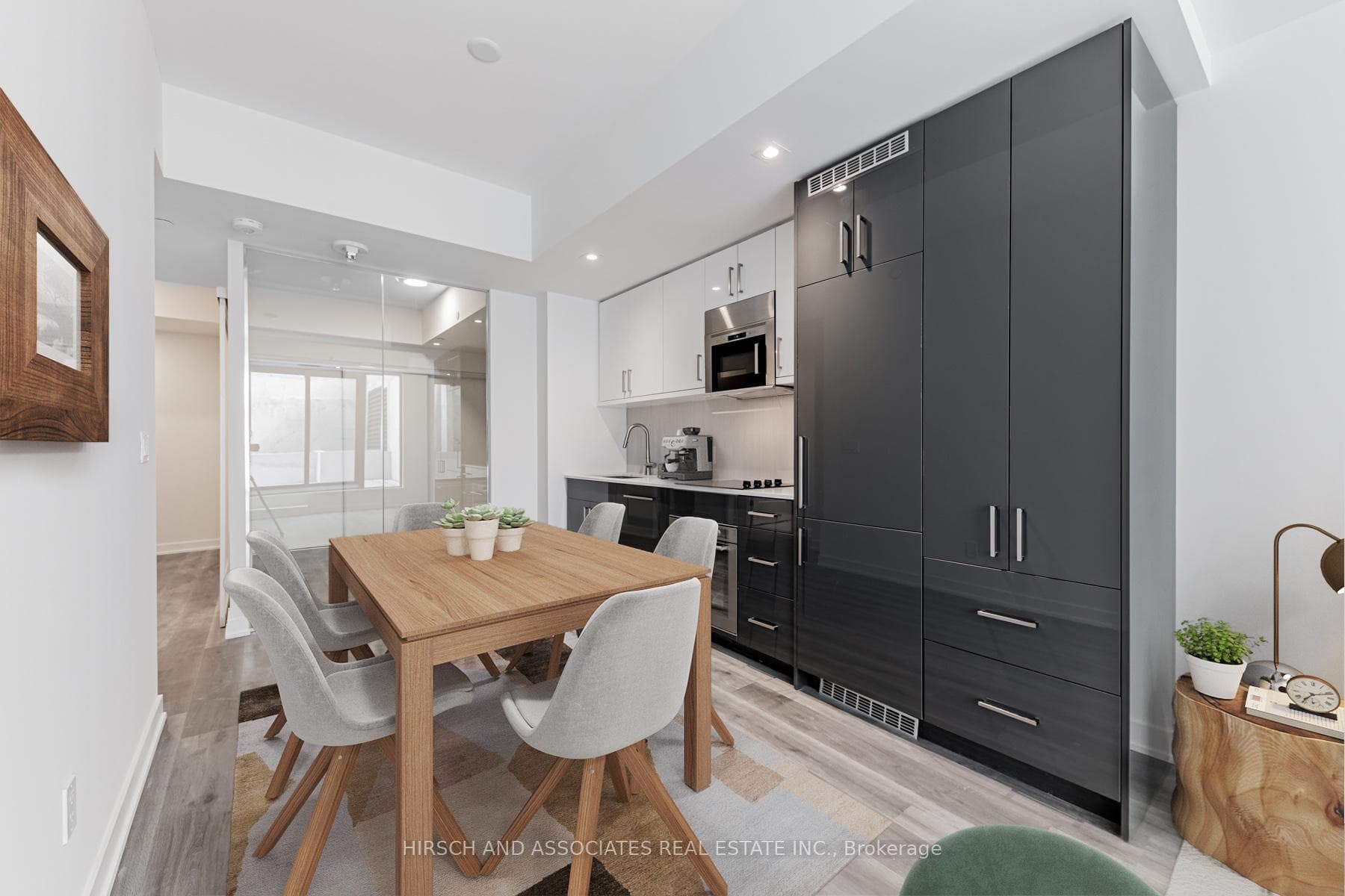 840 St. Clair Avenue Unit 102 photo 3