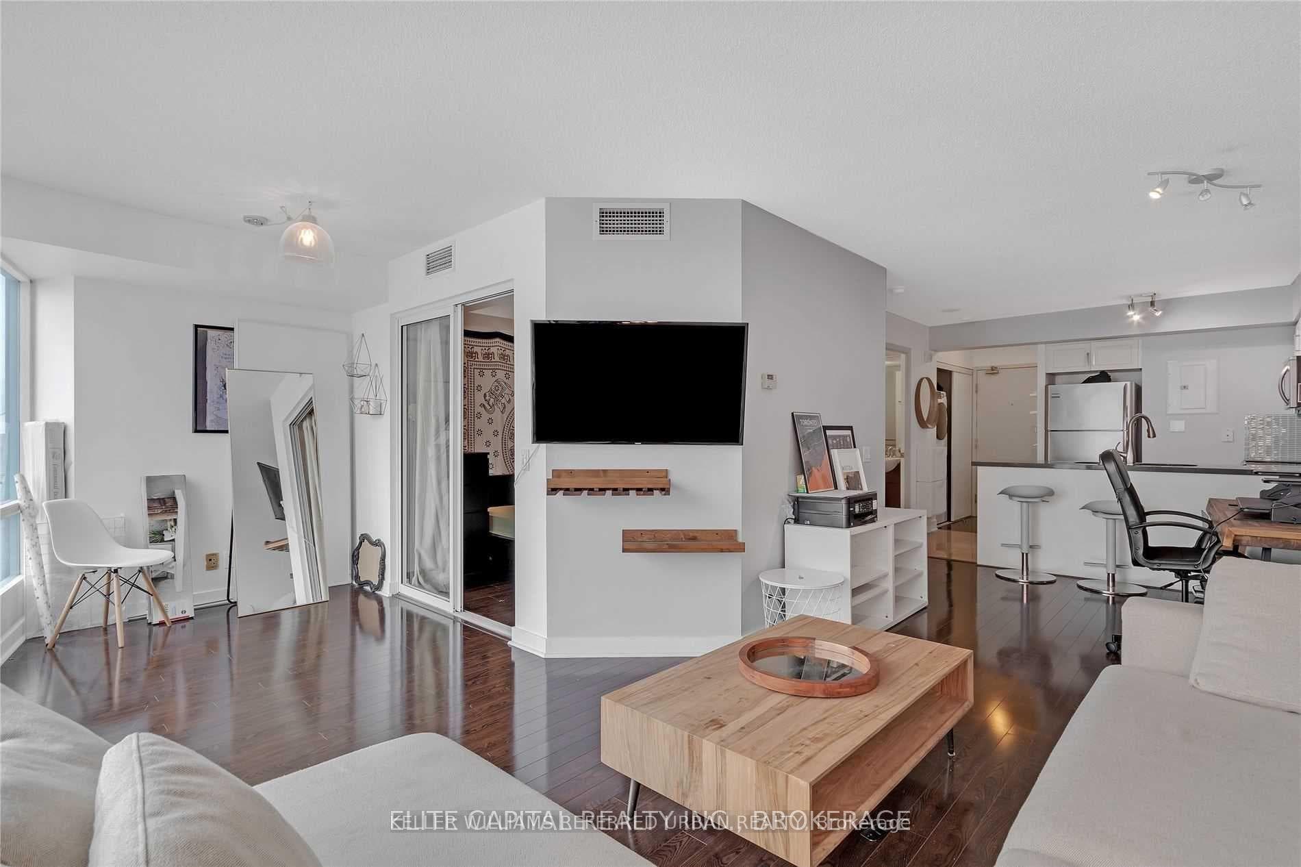 361 Front Street Unit 2001 photo 6