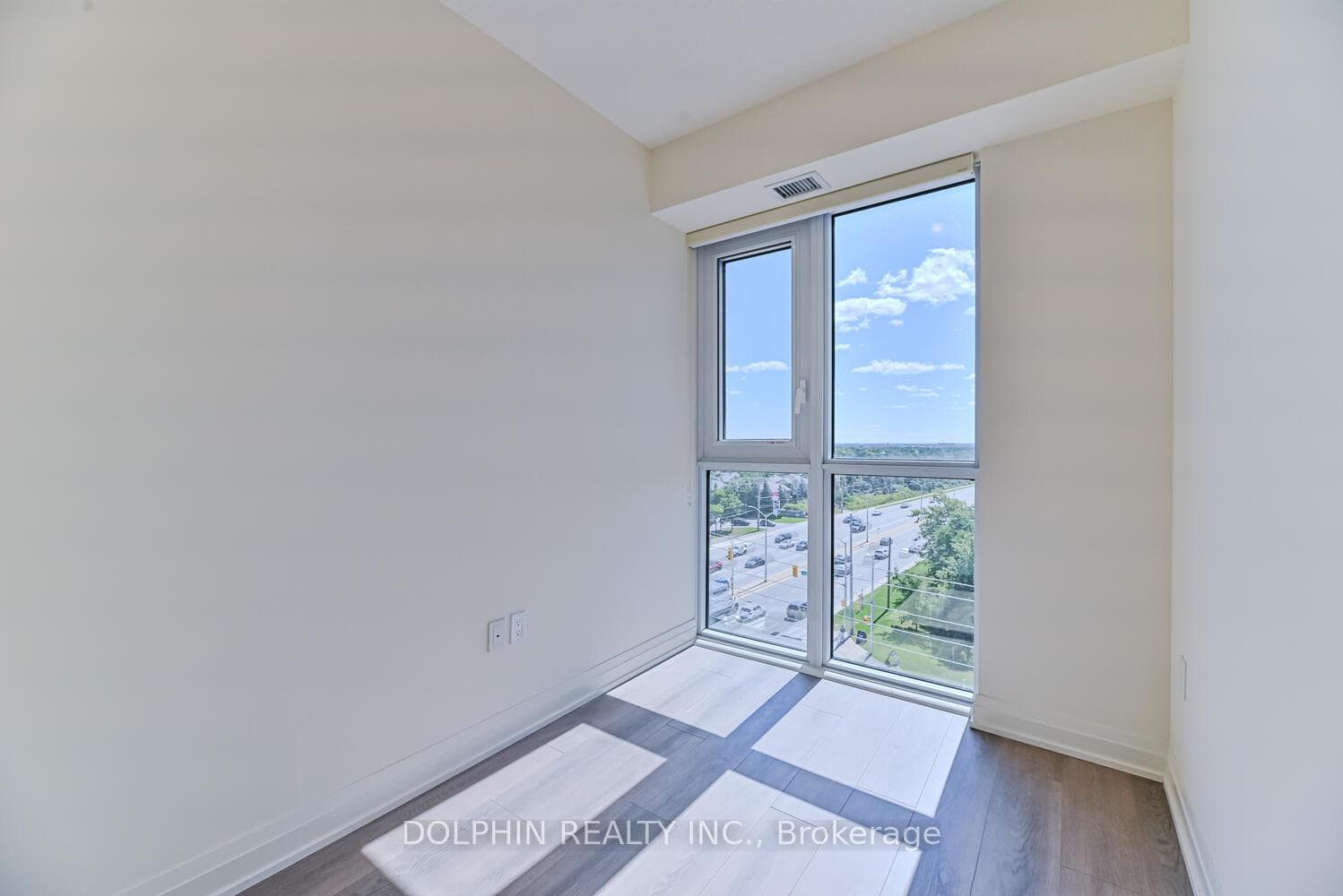 509 Dundas Street Unit 618 photo 17