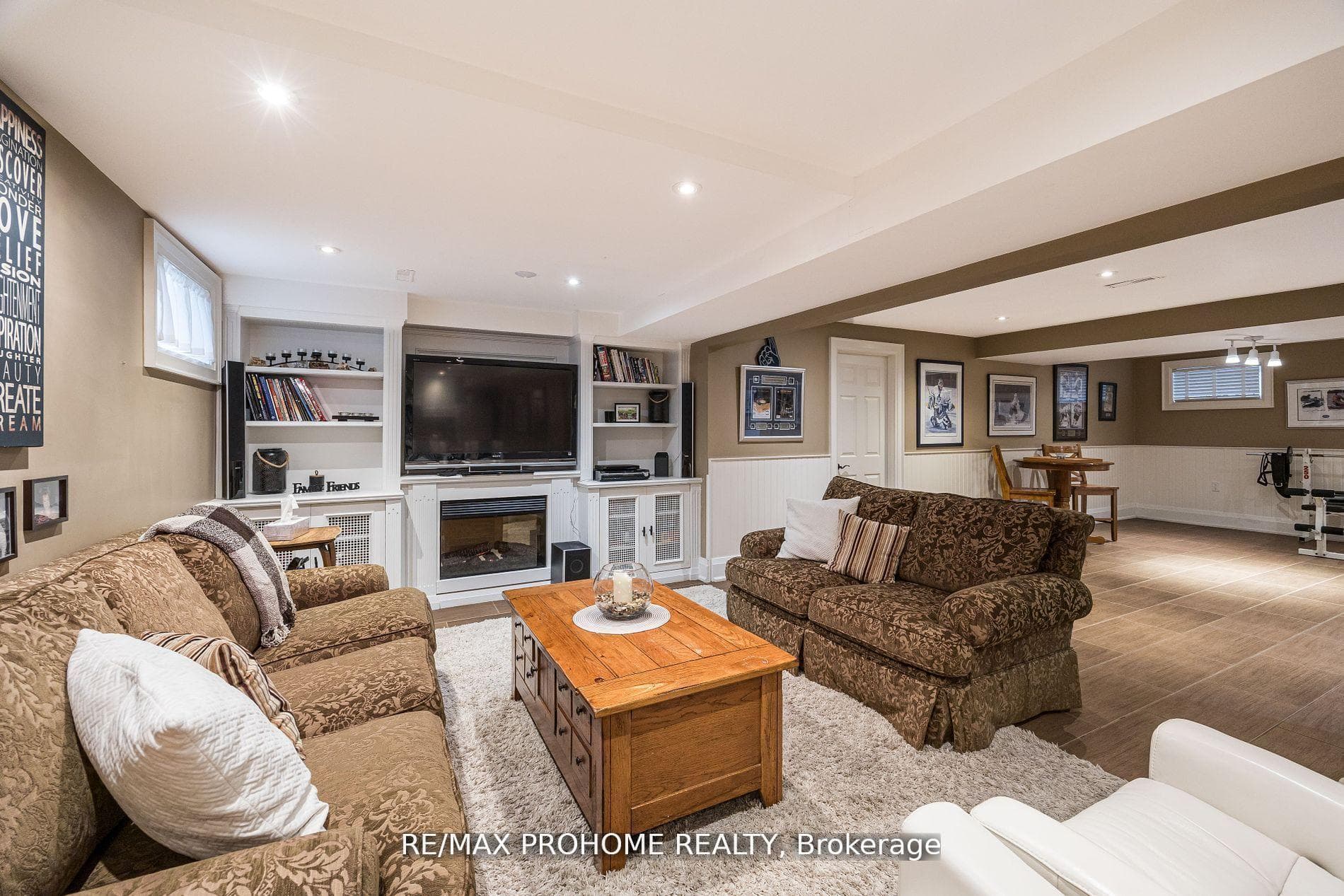 42 Foundry Crescent photo 32