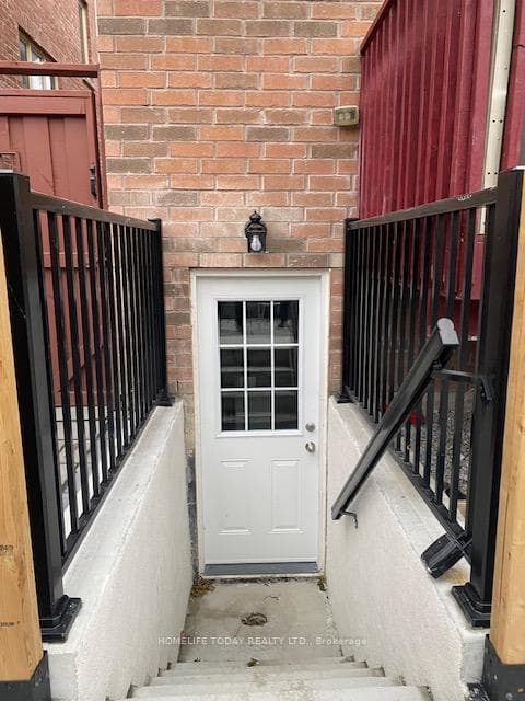 10 Ainley Road Unit Bsmt photo 3