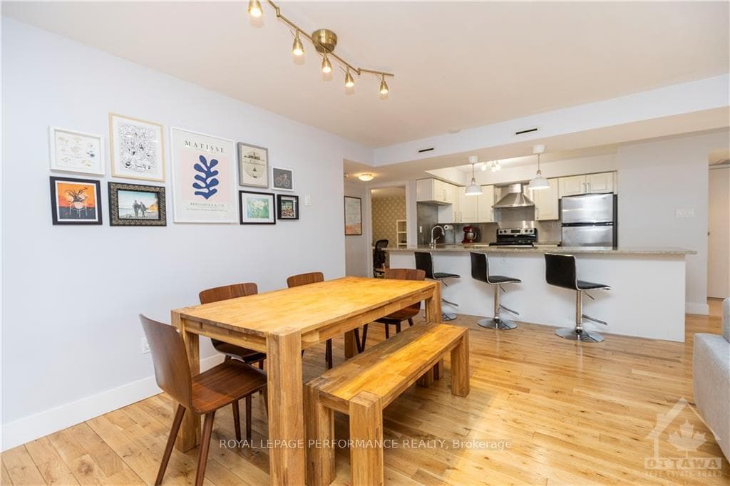 271 MCLEOD Street Unit 2 photo 9
