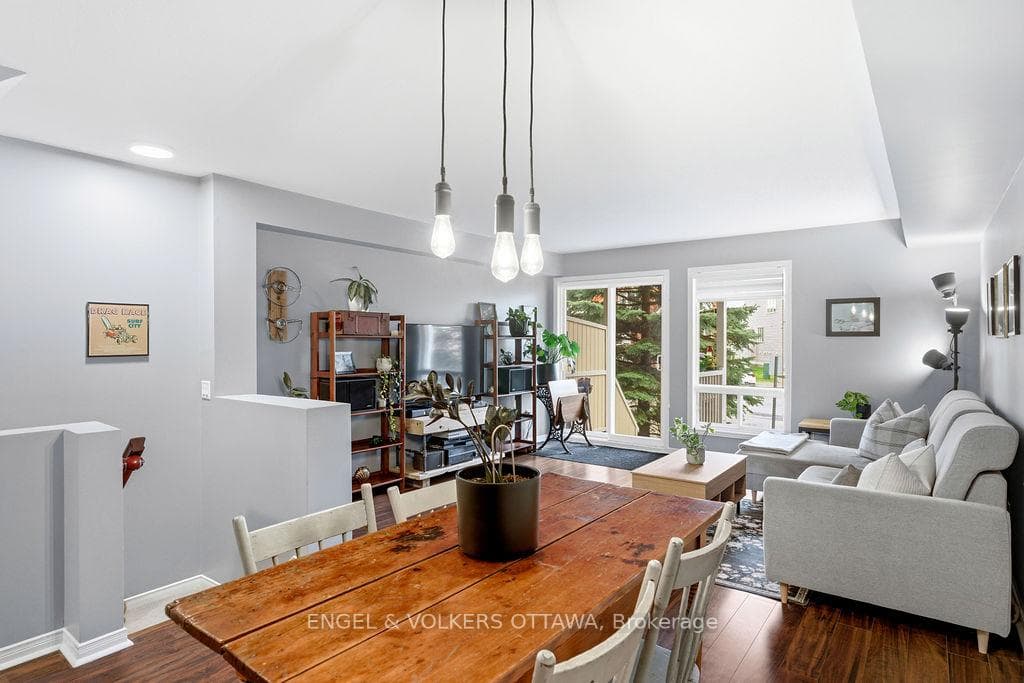 2230 Bois Vert Place photo 14